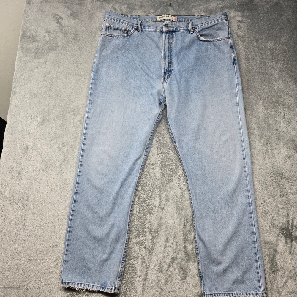 Levis 505 Regular Fit Jeans Mens 42x32 Light Wash Blue Denim Straight Leg